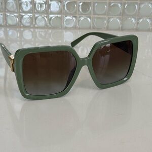 Tiffany & Co. Olive Green Oversized Square Sunglasses with Gradient Lenses